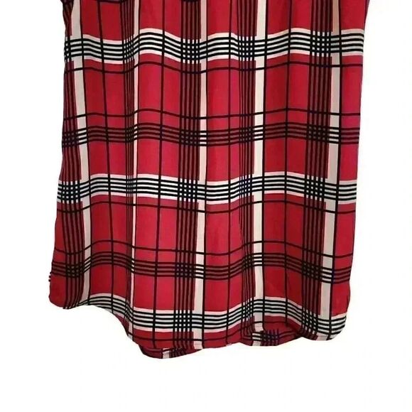 Banana Republic Women's Red, Black & Ivory Poly Plaid Button Down Sleeveless Top - Picture 7 of 8